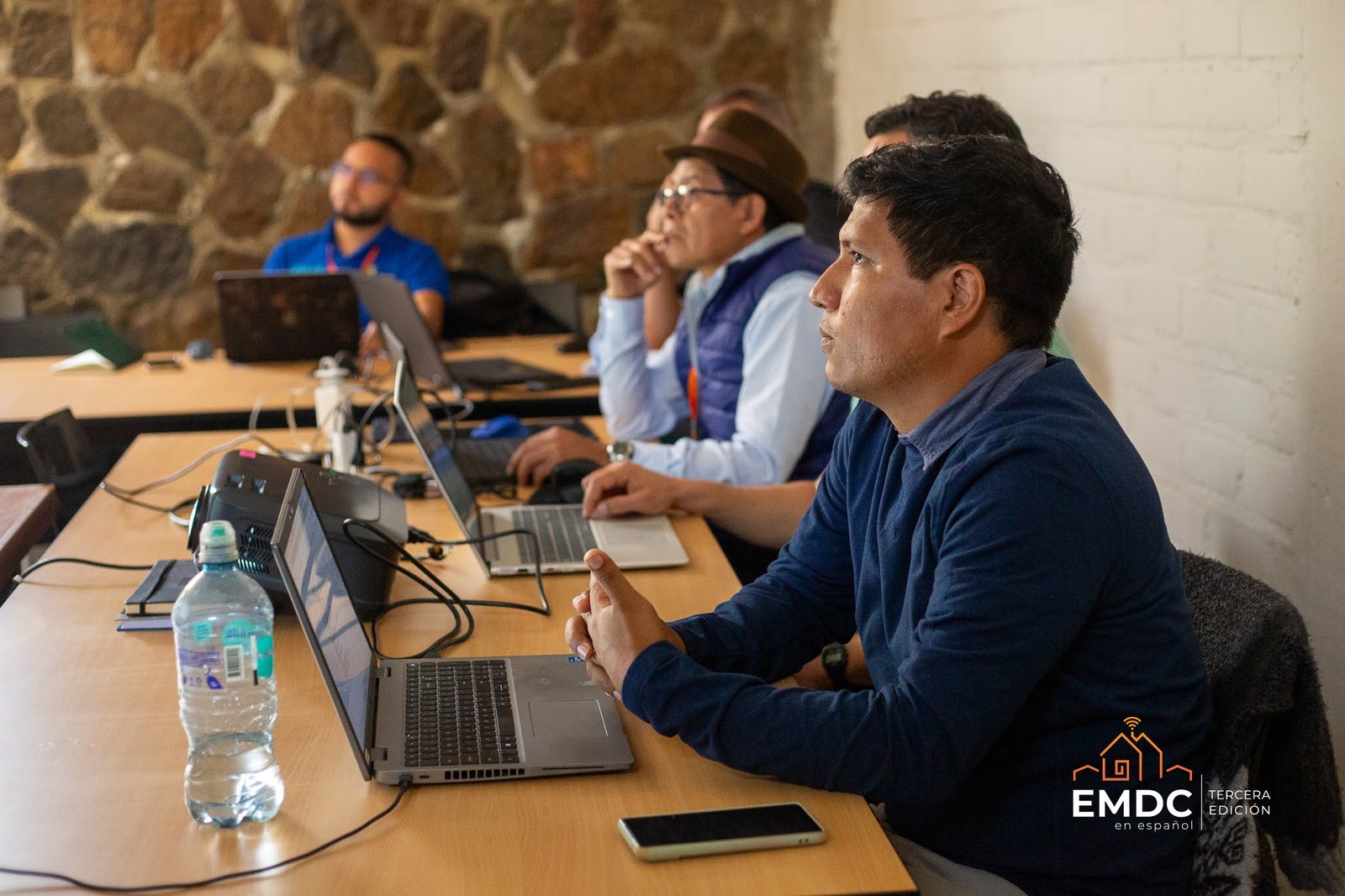Pepe participando en un taller de tecnología lingüística (EMDC)